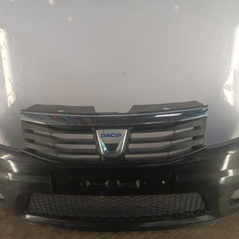 Pare choc avant DACIA SANDERO 1