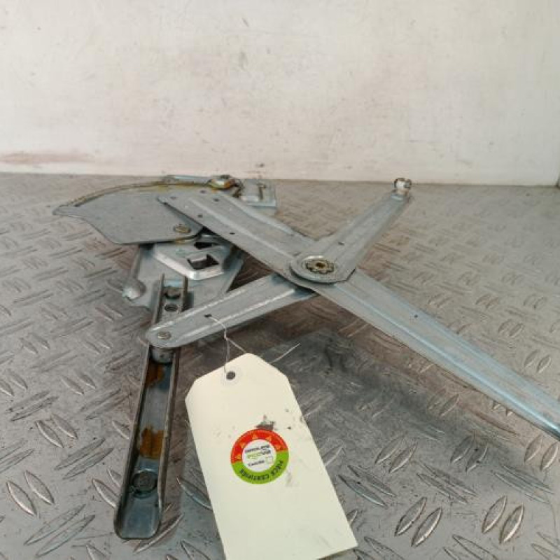 Leve vitre electrique avant gauche RENAULT TWINGO 1