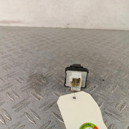 Interrupteur de leve vitre avant droit CITROEN C3 3
