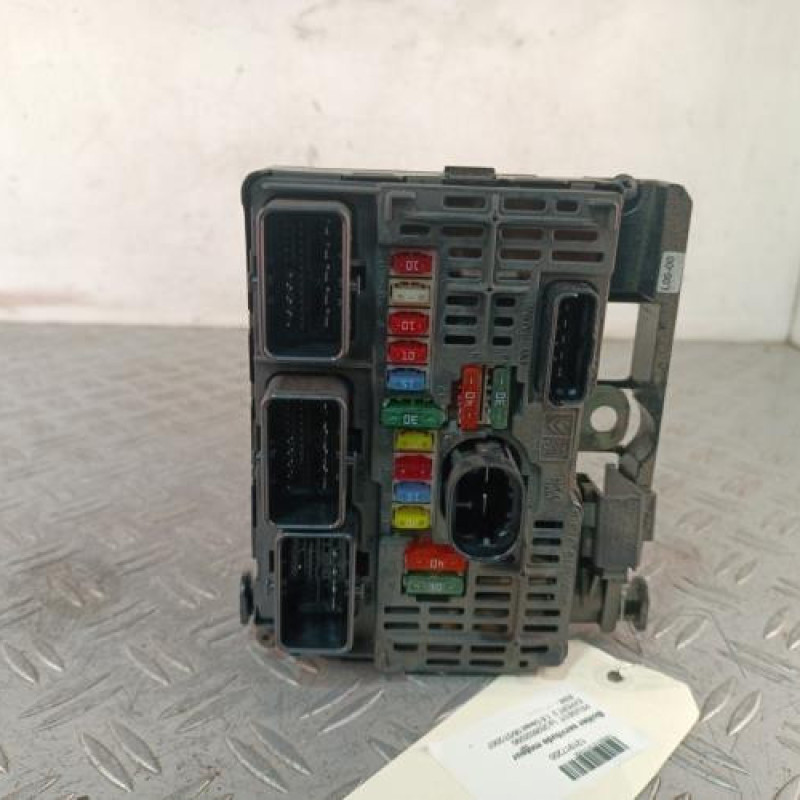 Boitier servitude moteur (BSM) PEUGEOT EXPERT 2