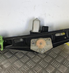 Leve vitre electrique arriere gauche BMW X1 E84 Photo n°4