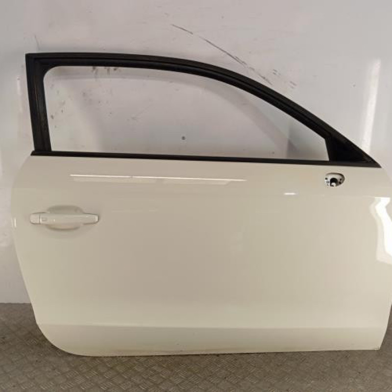 Porte avant droit AUDI A1 1