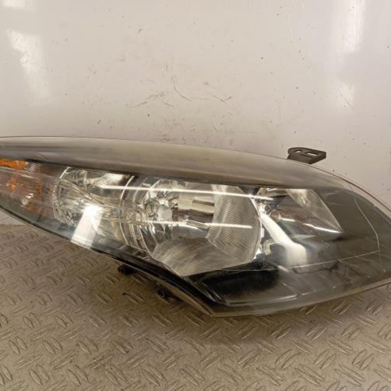 Optique avant principal droit (feux)(phare) RENAULT MEGANE 3