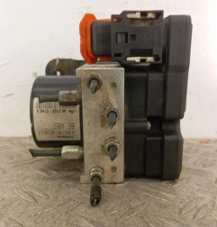 Bloc ABS (freins anti-blocage) TOYOTA YARIS 2