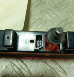 Feu arriere stop central PEUGEOT 206 Photo n°4