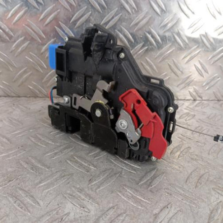 Serrure avant droit VOLKSWAGEN GOLF 5