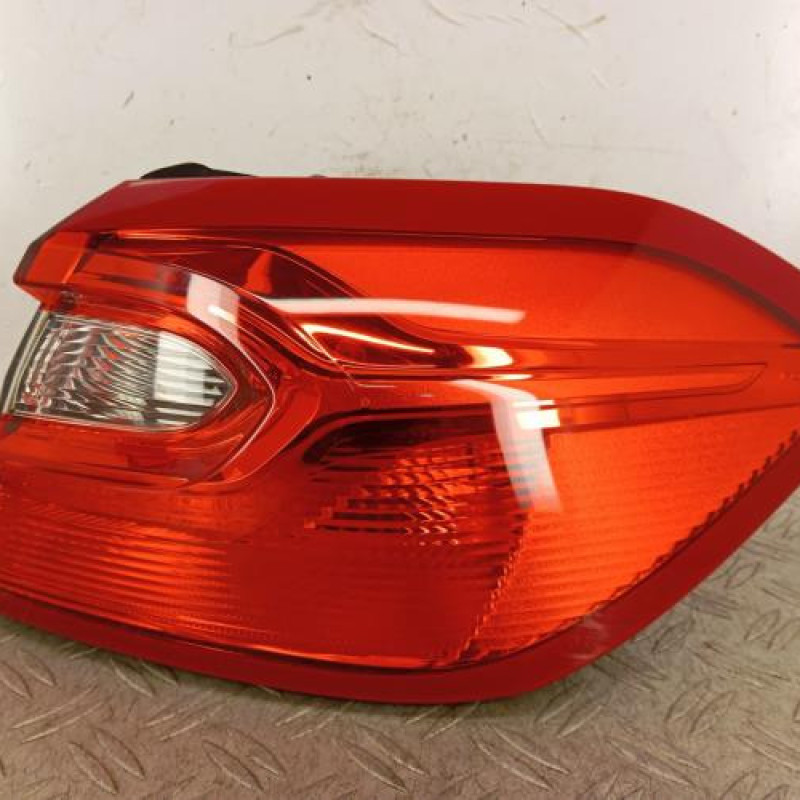 Feu arriere principal droit (feux) FORD FIESTA 7