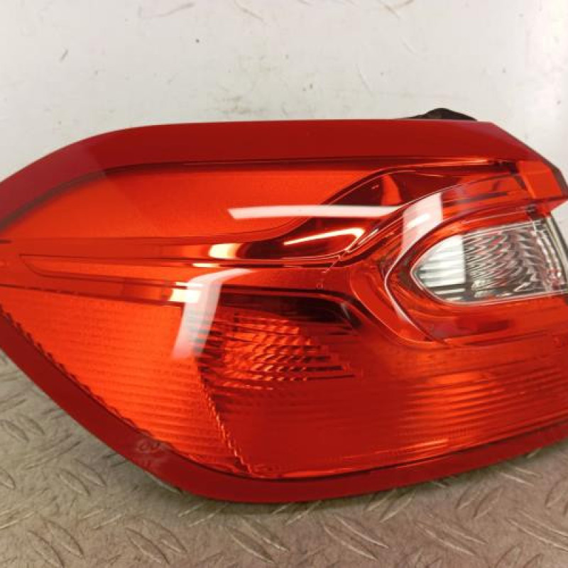 Feu arriere principal gauche (feux) FORD FIESTA 7