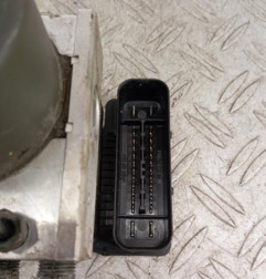 Bloc ABS (freins anti-blocage) PEUGEOT 206 Photo n°4