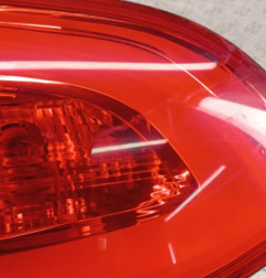 Feu arriere secondaire gauche (feux) PEUGEOT 308 2 SW Photo n°5