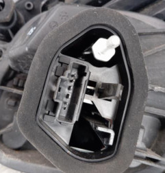 Feu arriere principal gauche (feux) PEUGEOT 208 1