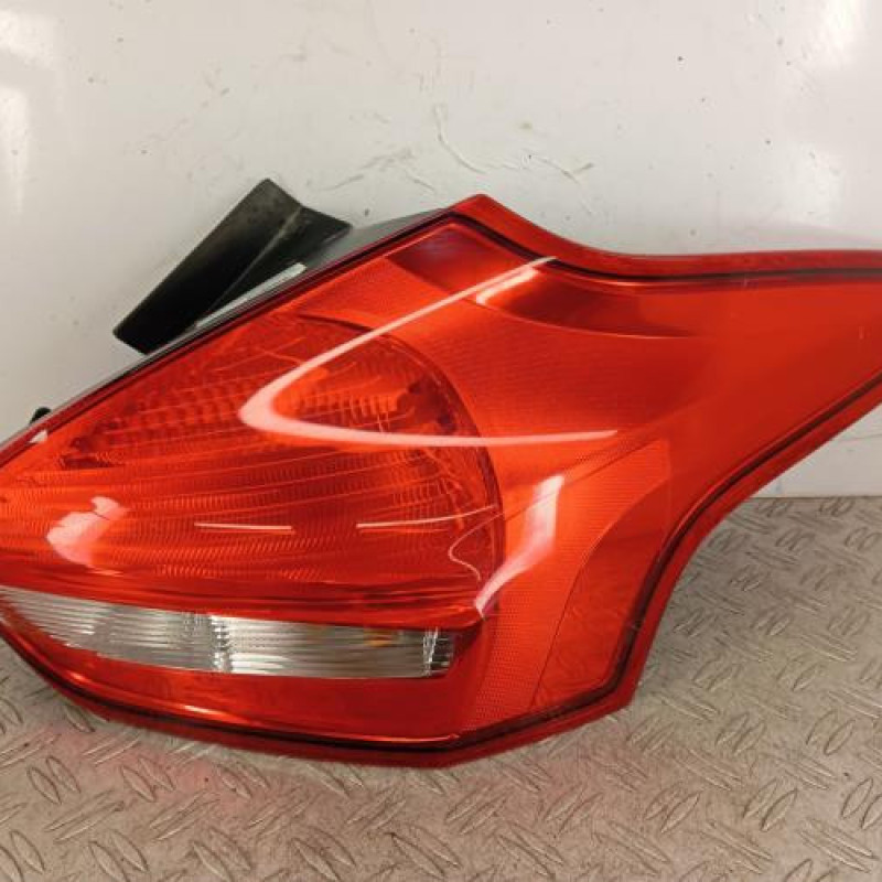 Feu arriere principal droit (feux) FORD FOCUS 3