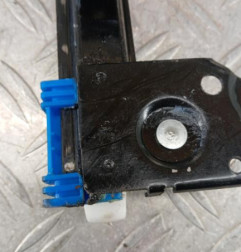 Leve vitre electrique avant gauche RENAULT LAGUNA 2 Photo n°3