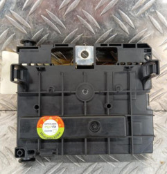 Boitier servitude moteur (BSM) PEUGEOT 308 1 SW Photo n°3