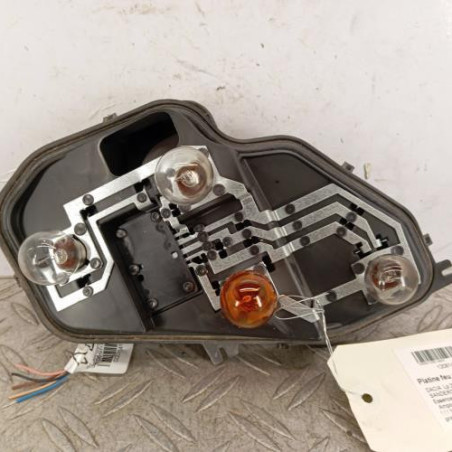 Platine feu arriere droit DACIA SANDERO 2