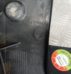 Pare boue avant droit CITROEN C3 2 Photo n°4