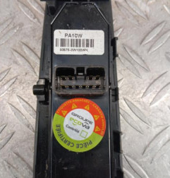 Interrupteur de leve vitre avant droit KIA SPORTAGE 3