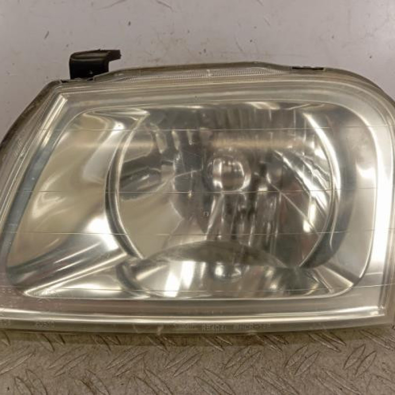 Optique avant principal gauche (feux)(phare) MITSUBISHI L 200 2