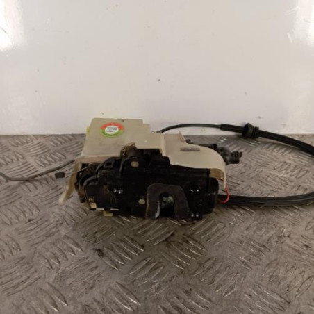 Serrure avant droit VOLKSWAGEN POLO 4 Photo n°1