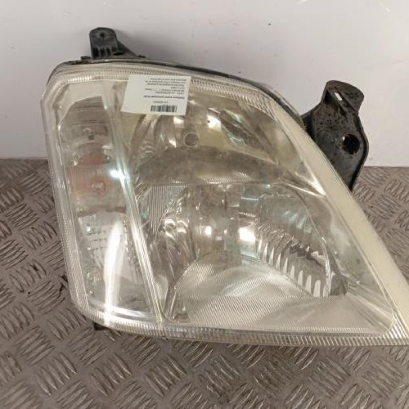 Optique avant principal droit (feux)(phare) OPEL MERIVA A