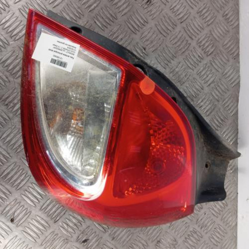 Feu arriere principal droit (feux) RENAULT CLIO 3