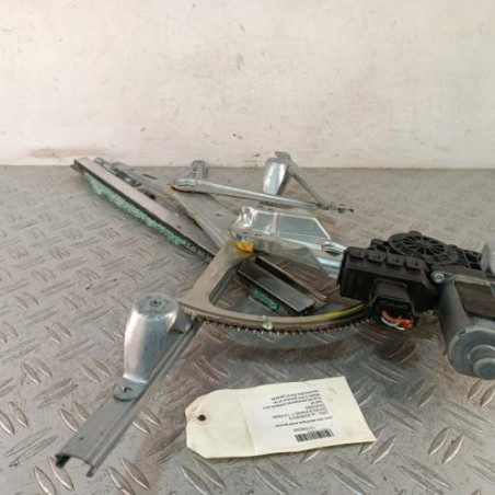 Leve vitre electrique avant gauche OPEL ZAFIRA B Photo n°1