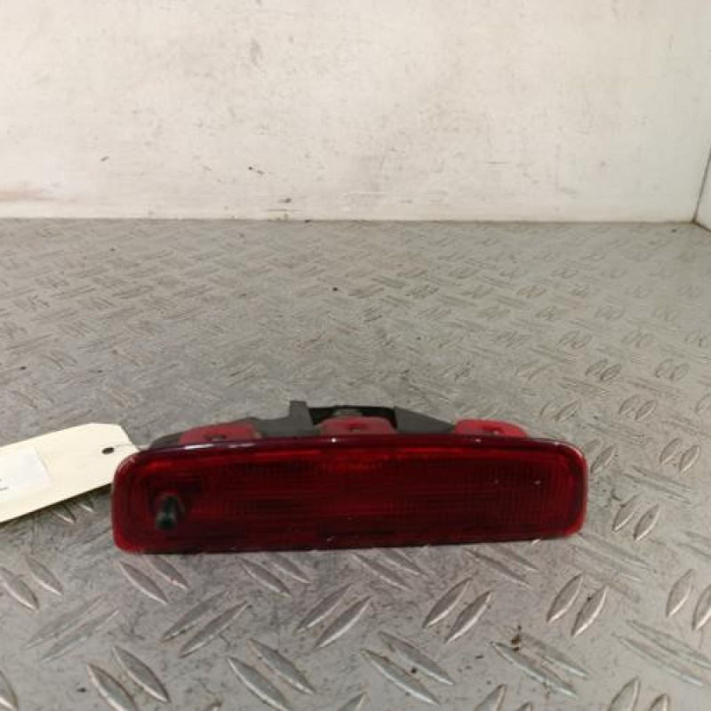 Feu arriere stop central DACIA LOGAN MCV 1