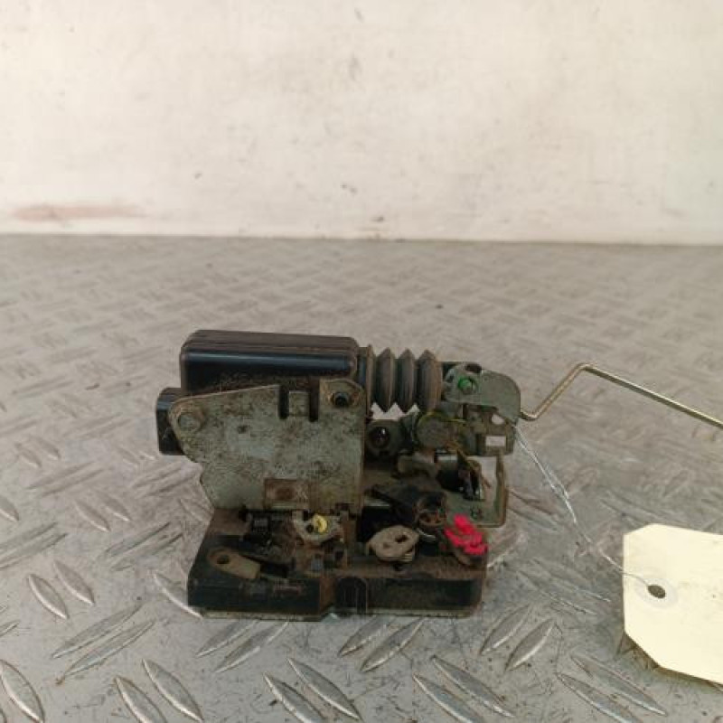 Serrure avant gauche DACIA LOGAN MCV 1 Serrure avant gauche DACIA LOGAN MCV 1