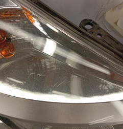 Optique avant principal droit (feux)(phare) RENAULT CLIO 3 Photo n°3