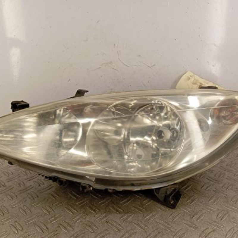 Optique avant principal gauche (feux)(phare) PEUGEOT 307