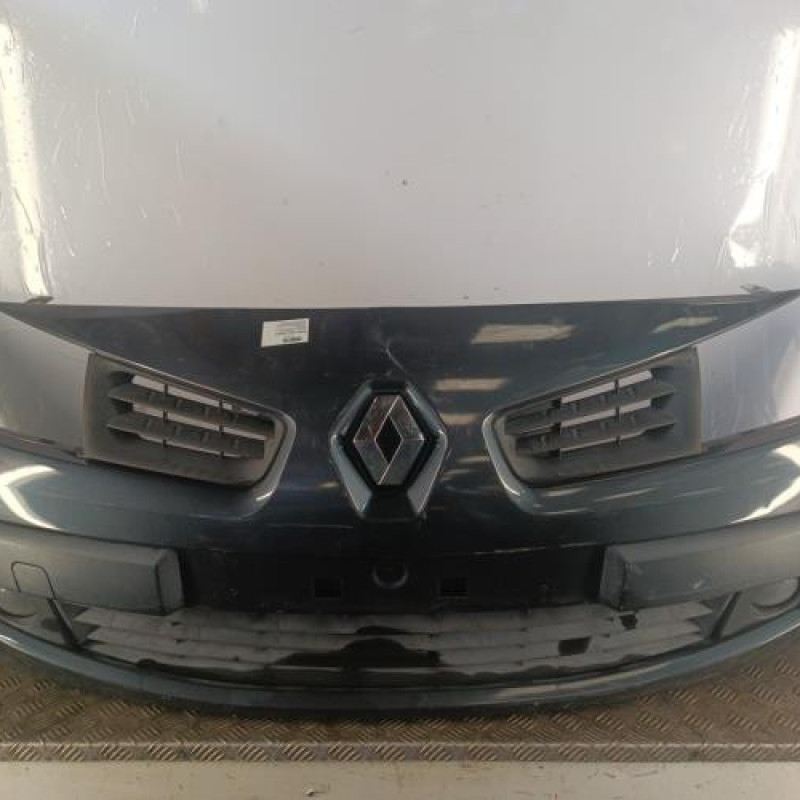 Pare choc avant RENAULT MEGANE 2