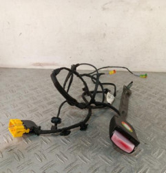 Attache ceinture avant droit RENAULT GRAND SCENIC 3 Photo n°1