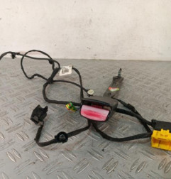 Attache ceinture avant gauche RENAULT GRAND SCENIC 3 Photo n°1