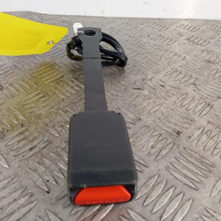 Attache ceinture avant droit NISSAN PULSAR