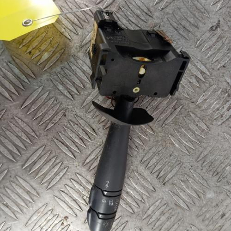 Commodo phare RENAULT LAGUNA 2