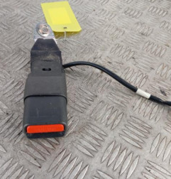 Attache ceinture arriere centrale NISSAN PULSAR