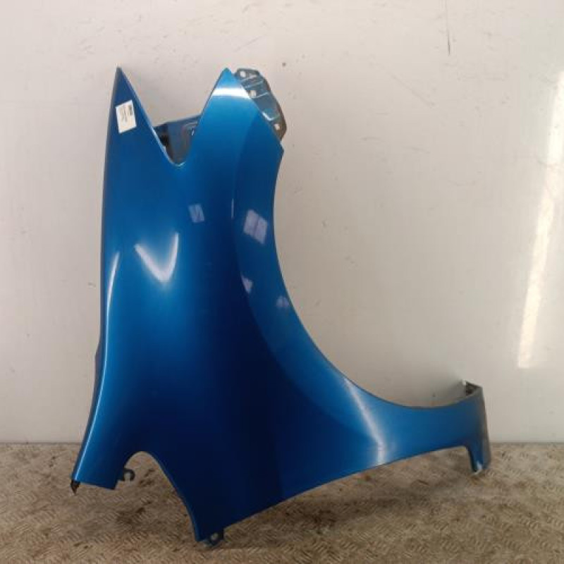 Aile avant droit TOYOTA AURIS 1