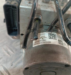 Bloc ABS (freins anti-blocage) CITROEN C3 3 Photo n°3