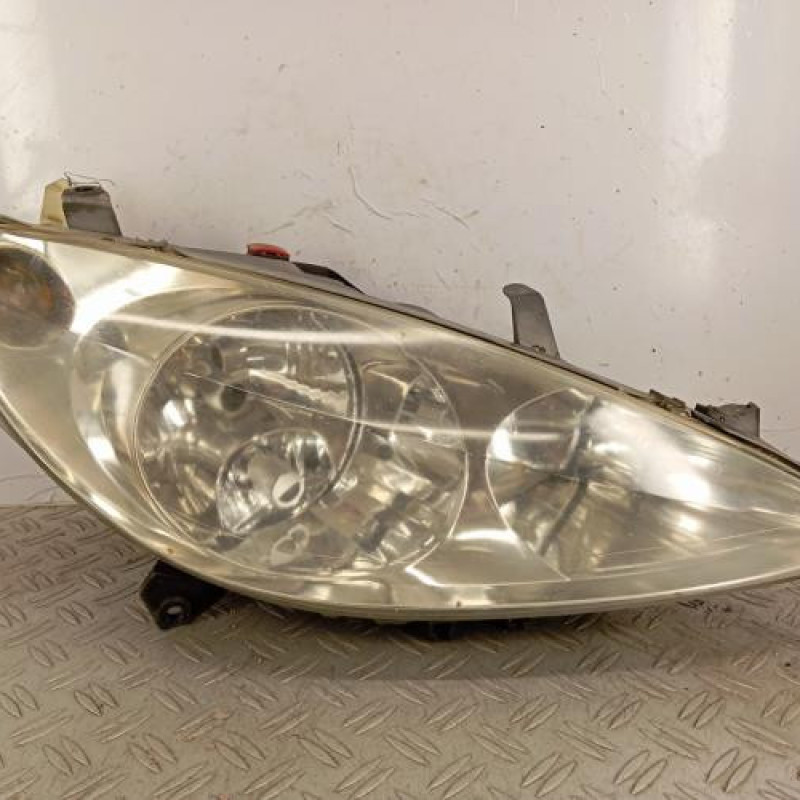Optique avant principal droit (feux)(phare) PEUGEOT 307