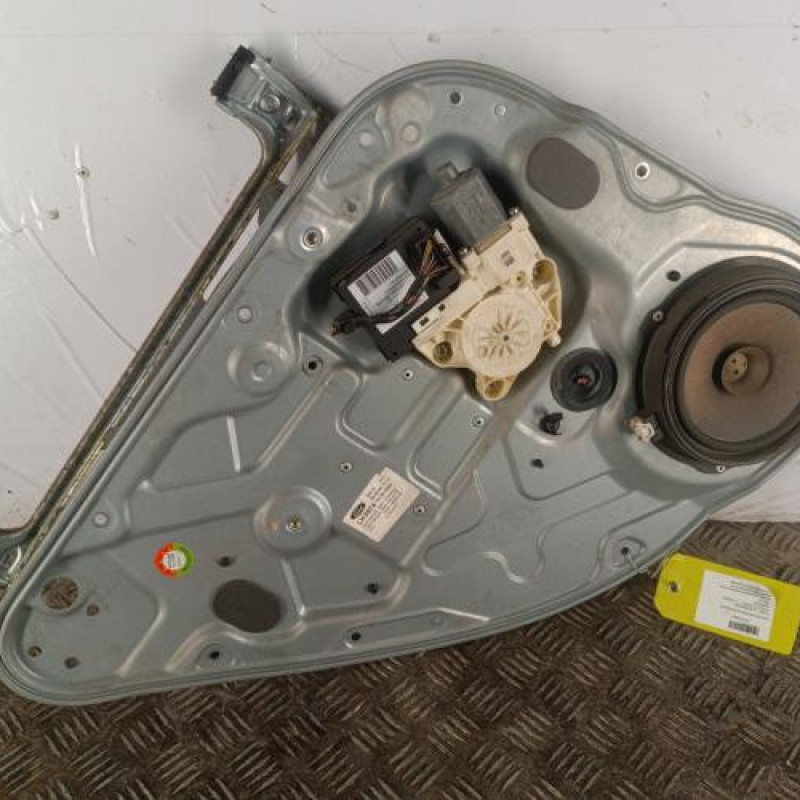 Leve vitre electrique arriere gauche FORD FOCUS 2