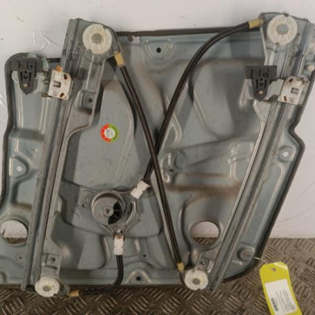 Leve vitre electrique avant gauche NISSAN PRIMERA 3 Photo n°1