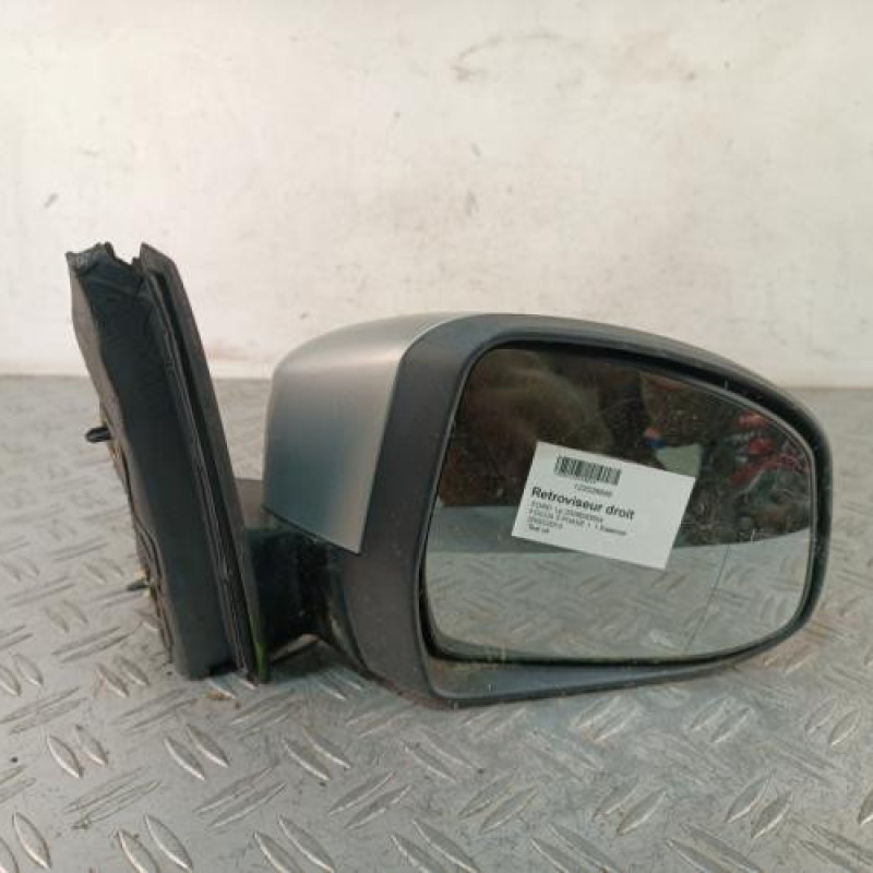 Retroviseur droit FORD FOCUS 3