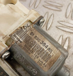 Leve vitre electrique avant gauche PEUGEOT 407 Photo n°4