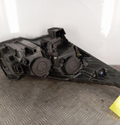 Optique avant principal gauche (feux)(phare) PEUGEOT 3008 1