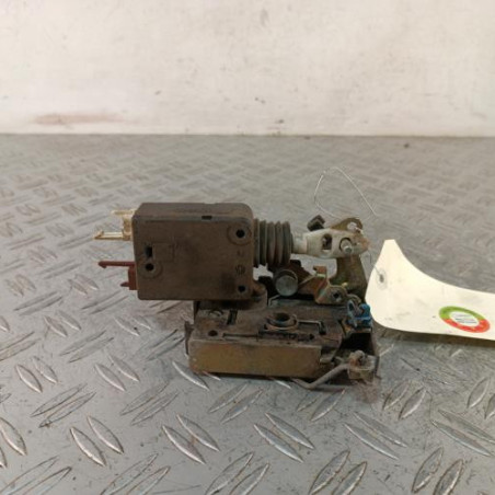 Serrure avant gauche PEUGEOT 106