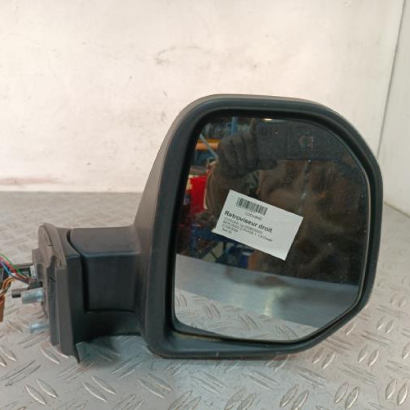 Retroviseur droit CITROEN BERLINGO 2
