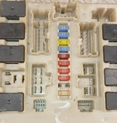 Boitier UPC RENAULT MODUS Photo n°4