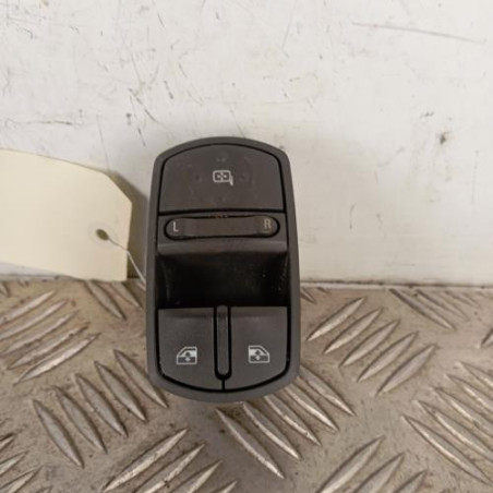 Interrupteur de leve vitre avant gauche OPEL CORSA D Photo n°1