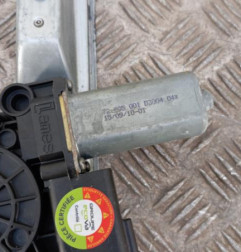 Leve vitre electrique avant droit OPEL CORSA D Photo n°4