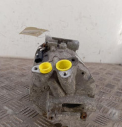 Compresseur clim RENAULT TRAFIC 2 Photo n°3